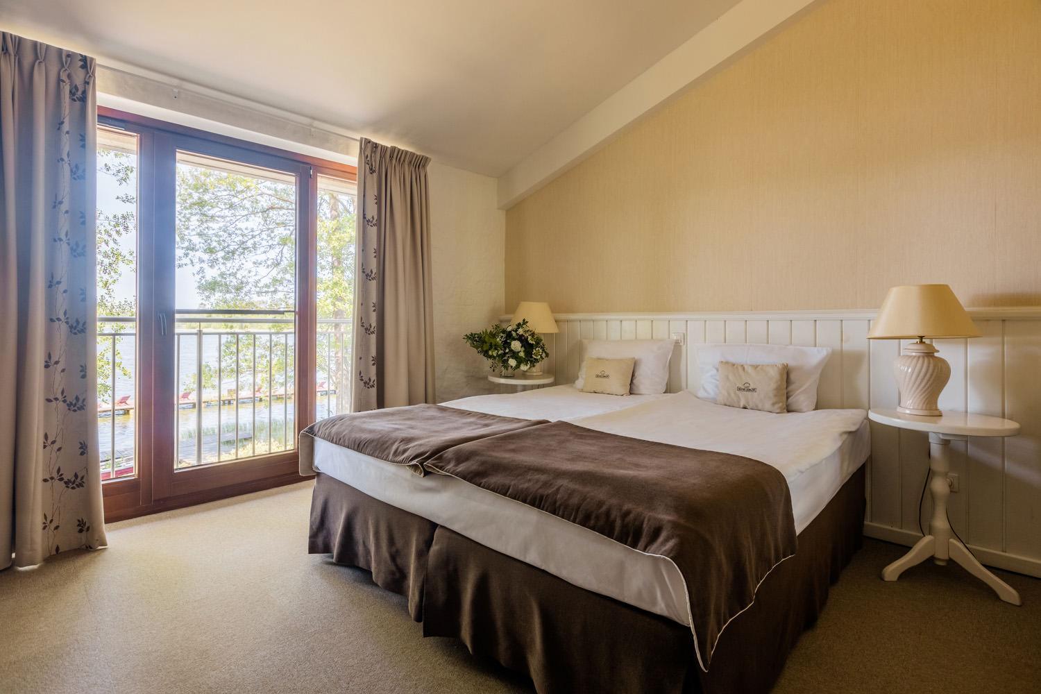 Jablon Lake Resort Піш Екстер'єр фото