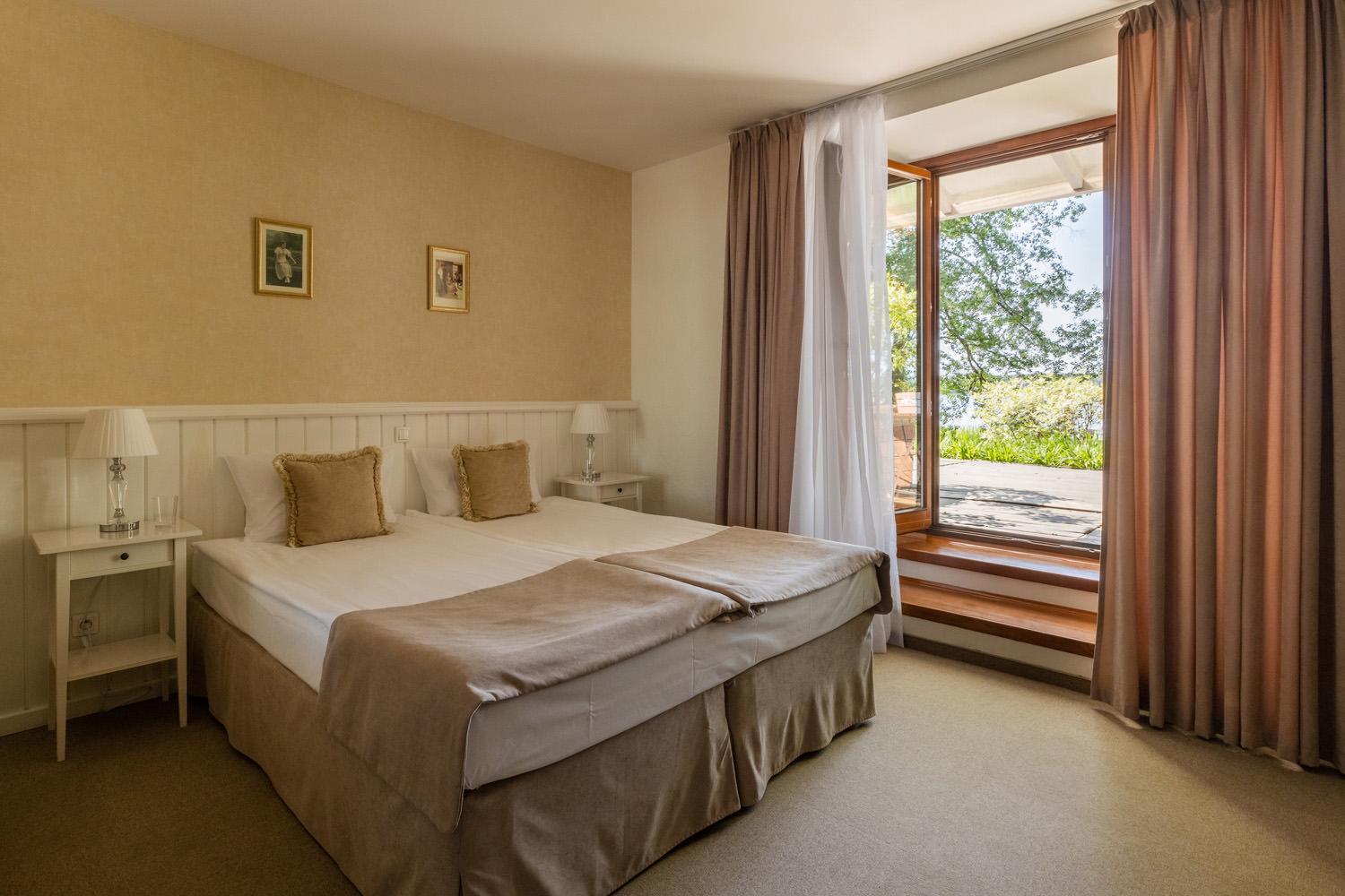 Jablon Lake Resort Піш Екстер'єр фото