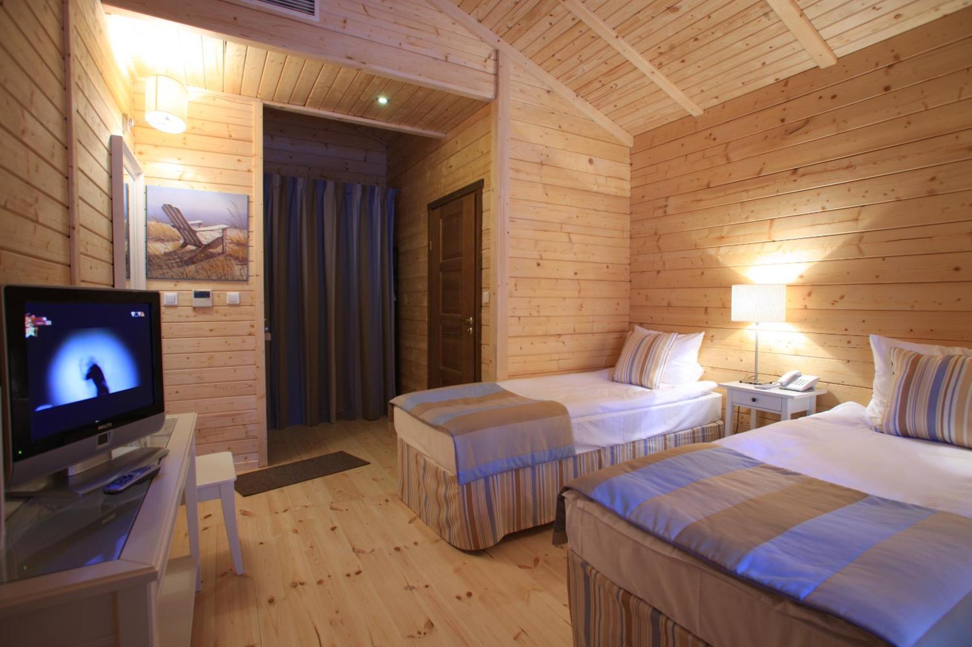 Jablon Lake Resort Піш Номер фото