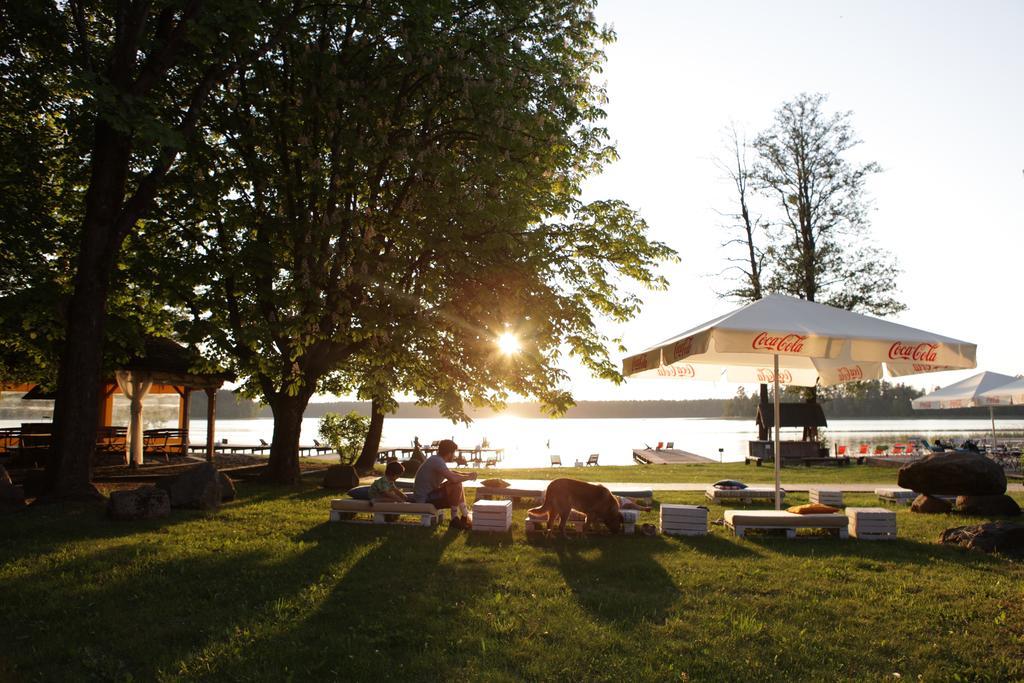 Jablon Lake Resort Піш Екстер'єр фото